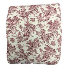 Quilt throw topper and 1 cushion cover set osprey red american quilt dark red and off white pastoral toile de jouy pattern with piped edges and red. Bee Willow Red Toile King Quilt Shams Bed Set 3 Piece Walmart Com Walmart Com