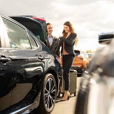 The majority of the stores are open monday through friday 8am to 6pm, local time. Enterprise Rent A Car Opening Hours 128 Gallop Crt Woodstock Nb