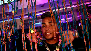 Bukiao por dos años un concierto mío ahora mismo ni se puede bukiar, el dinero no es fiel, yo no soy abel, yo vivo en guerra con lucifer, y si vuelvo preso, la historia repite to'el mundo va a estar gritando free anuel, de carolina a bayamón, en el. Ozuna Y Anuel Aa Se Alian Para Sacar Un Disco En Conjunto Los Dioses