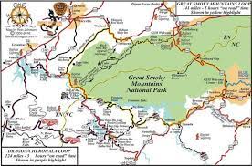 Tennessee S Windiest Road Has Over 300 Curves And It S Not For The Faint Of Heart Smokies Smoky Mountains Tennessee