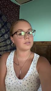 Bethany Simonson's Instagram, Twitter & Facebook