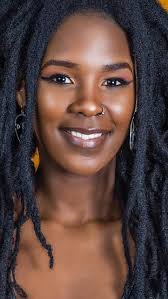 Silence, stillness and ukumamela umoya.