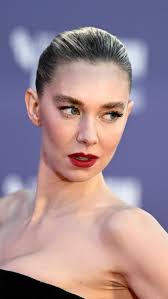 It was all about Vanessa Kirby as she arrived at the 66th BFI London Film  Festival for “The Son” UK Premiere 🇬🇧, 🎥: @markedwincase +  @klarasphotoss for @GettyEntertainment, 📸: @garethcattermole/Getty ...