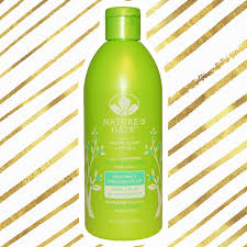 If you choose to leave it in the hair be sure to mix the aloe vera juice with oil before applying. The Benefits Of Aloe Vera For Hair Naturallycurly Com