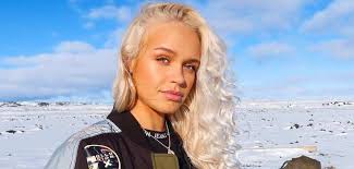 Congratulations r phil, hopefully we will get to see foden jr in sky blue as well. Nadia Sif Lindal Gunnarsdottir Wiki Age Instagram Foden Greenwood Girls Parents Family Height Net Worth Primal Information
