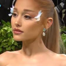 Gabrielle A. Perry, MPH (@GeauxGabrielle)