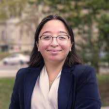 Lizette Munoz's Instagram, Twitter & Facebook