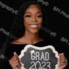 Lakisha Ford's Instagram, Twitter & Facebook