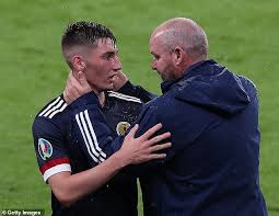 Carrie gilmour's net worth is unknown to the world. Billy Gilmour Crashes Back To Earth After Superb Display Is Followed By A Positive Covid 19 Test News Colony