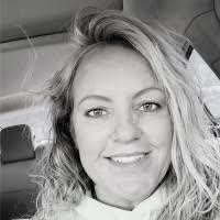 Michele Sheets's Instagram, Twitter & Facebook