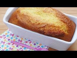 Un Cake Moelleux Et Rapide A Faire Au Lait Concentre Sucre Pour 6 Personnes Cake Au Lait Cake Moelleux Lait Concentre Sucre