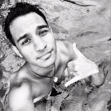 Adrian Gamboa (adriangamboa05)