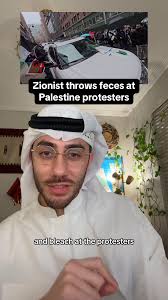 Zionist throws feces at Palestine protestors in New York.