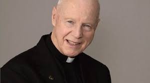 Monsignor Leo F. McCarthy, 90, priest revered for work with youth in sports  and music