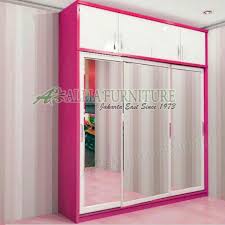 Untuk furniture lemari pakaian pintu sliding memang banyak. Lemari Pakaian 3 Pintu Sliding Perabotan Rumah Di Carousell