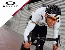 Is a sport and lifestyle brand, driven to ignite the imagination through the fusion of art and science. Oakley Mark Cavendish Mark Cavendish Oakley 1977x1515 Wallpaper Teahub Io