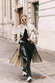 Street Style Inspiration Paris Fashion Week Fall Winter 2019 2020 Winter Coat Street Style Paris Fashion Week Coat Street Style
