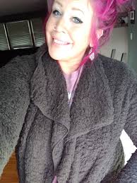 Aldi Sweater Popularity