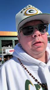 Stadium Pulse Guy Getting Yelled at