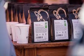 Wild Fair Jauchjasper S Lieblingskaffee Die Wildwachsende Bohnen Aus Den Waldern Der Provinz Kaffa Gehoren Wohl Zu Den Sp V60 Coffee Coffee Maker Coffee