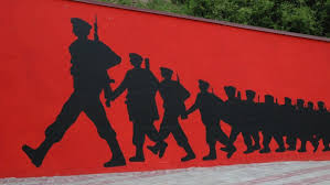 Kush dhunon luftëtarët e UÇK-së, fyen rëndë kombin shqiptar | ILLYRIA