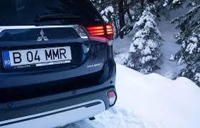 Pareri mitsubishi outlander 2.0 benzina. Test Drive Mitsubishi Outlander 2 0 BenzinÄ Eforturi Automarket