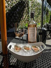 Book a table now at avenue kitchen & bar, baltimore on kayak and check out their information, 5 photos and 127 unbiased reviews from real diners. Avenue Kitchen Bar Somerville