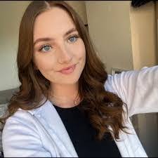 Aimee Speed's Instagram, Twitter & Facebook