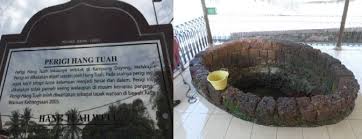 Narai sedang menyambut tetamu dari perancis dengan memakai mahkota ayuthia berbentuk cone. Ulasan Hang Tuah Kita Kenal Hang Tuha Itu Siapa Berita Mediacorp