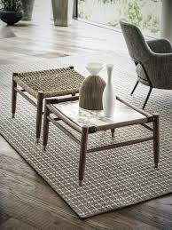 Ein weiteres hervorragendes beispiel, warum ein bücherregal hinter ihrem sofa eine der besten optionen ist. Tessa Couchtische Konsolen