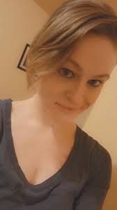 I remember one time at a gym in Siargao and someone came up to me to learn  my stretches, i was doing the scorpion stretch which is really good stretch  for the