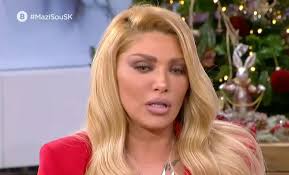 «εχω μια αδυναμία σε αυτό το κομμάτι, τον. H Aggelikh Hliadh Gia To Xwrismo Ths Kai To Problhma Ygeias Poy Antimetwpise Video Patras Events