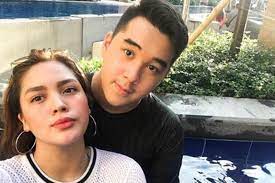 Her birthday, what she did before fame, her family life, fun trivia facts, popularity rankings, and more. Jane Oineza Explains Meaning Behind Ring That Kyle Secades Gave To Her Abs Cbn News