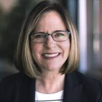 Karen Mount's Instagram, Twitter & Facebook