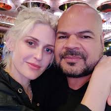 I never got to meet Chester. That always bummed me out. But i did get to  hang with the singer of Linkin Park