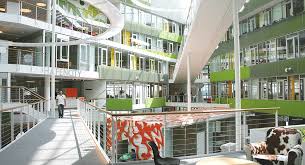 The new unilever headquarter building for germany is located right by the river elbe in hamburg's hafencity. Unilever Deutschland Zentrale Hamburg Sis Sign Information Systems Gmbh