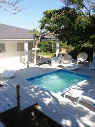 Plunge Pool In Eva Tech Deck Using Our Pebble Profile Lovely And Light Http Www Eva Tech Com En Eva Last Pool De Backyard Pool Pool Landscaping Plunge Pool