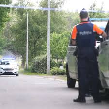Yerel basındaki haberlere göre, cesedi ve bölgeyi inceleyen polis yetkilileri, cesedin jürgen conings'e ait olduğunu bildirdi. Tggczw2guxgfkm