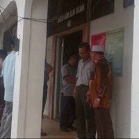 Katanya, jabatan agama islam sarawak (jais) sudah dimaklumkan mengenai perbuatan kumpulan remaja berkenaan dengan siasatan dilakukan beberapa pegawai jais. Jabatan Agama Islam Sarawak Bahagian Miri