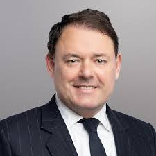 Louis Morelli's Instagram, Twitter & Facebook