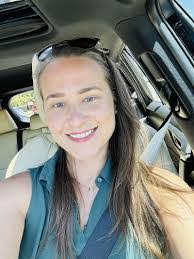 Justin Teeter's Instagram, Twitter & Facebook