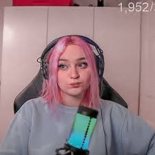 We did not find results for: Niki Asthethic Pic In 2021 Pink Hair Pretty People Pretty Girl Swag
