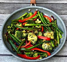 Some fruits are lower in sugar and higher in nutritional value and they can be included in the diet. Low Carb Ginger Garlic Vegetable Stir Fry