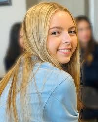 Carla Hoffner's Instagram, Twitter & Facebook