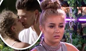 Georgia townend is one of three bombshells heading into the love island villa on 21 july. Love Island Georgia Admits Her Kiss With Jack Was Filmed Twice Daily Mail Online