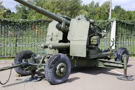 Идея установки зенитных орудий на самоходное шасси довольно стара. Sovetskaya 100 Mm Zenitnaya Ustanovka Ks 19 Razrabotana V 1947 Godu Vse Pirenei Franciya Ispaniya Andorra