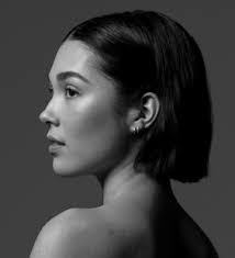 Bonnie Bridges's Instagram, Twitter & Facebook