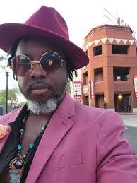 Eric Verse's Instagram, Twitter & Facebook