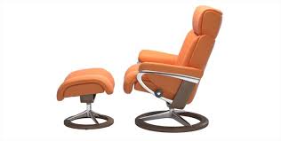 We have spared nothing in giving it maximum sitting comfort. Stressless Magic With Signature Base Chair Stool Hopewells