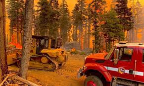 The tuesday morning report put dixie's area at 208,206 acres (325 square miles) with 23% containment. Update Dixie Fire Grows To 40 500 Acres Blown Pg E Power Line Fuses May Have Started Blaze Cbs San Francisco